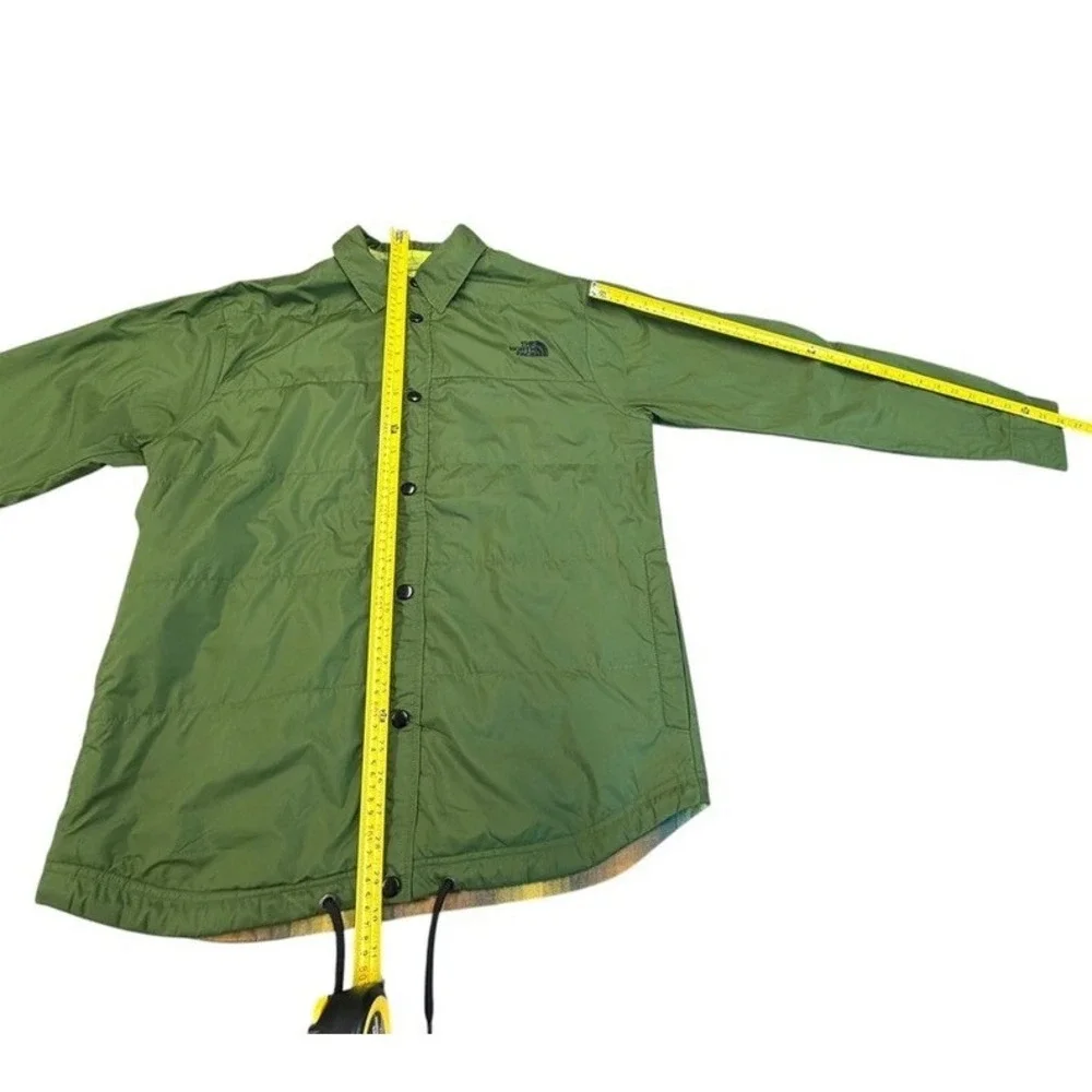 The North Face Mens Reversible Quilted Shirt Jacket Olive Green Plaid SMALL